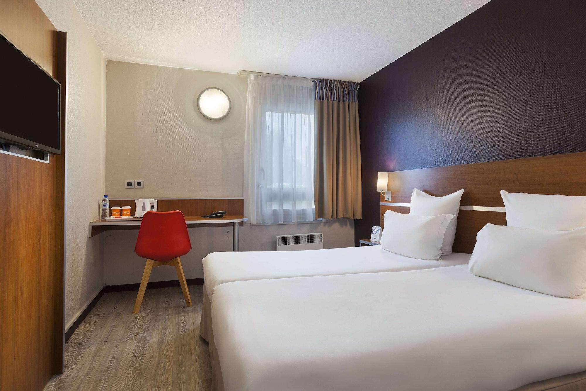 Comfort Hotel Linas - Montlhery Екстер'єр фото
