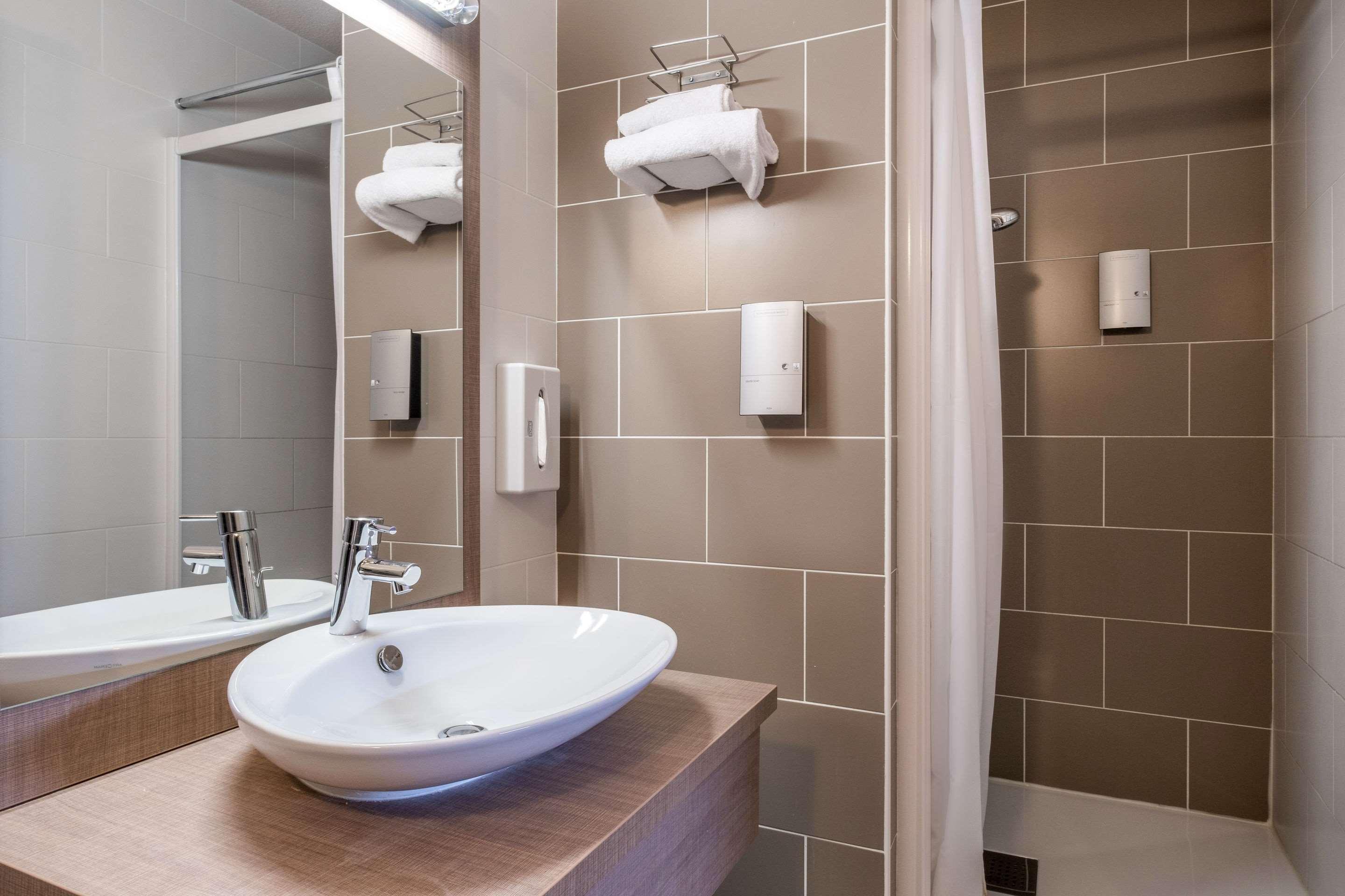 Comfort Hotel Linas - Montlhery Екстер'єр фото