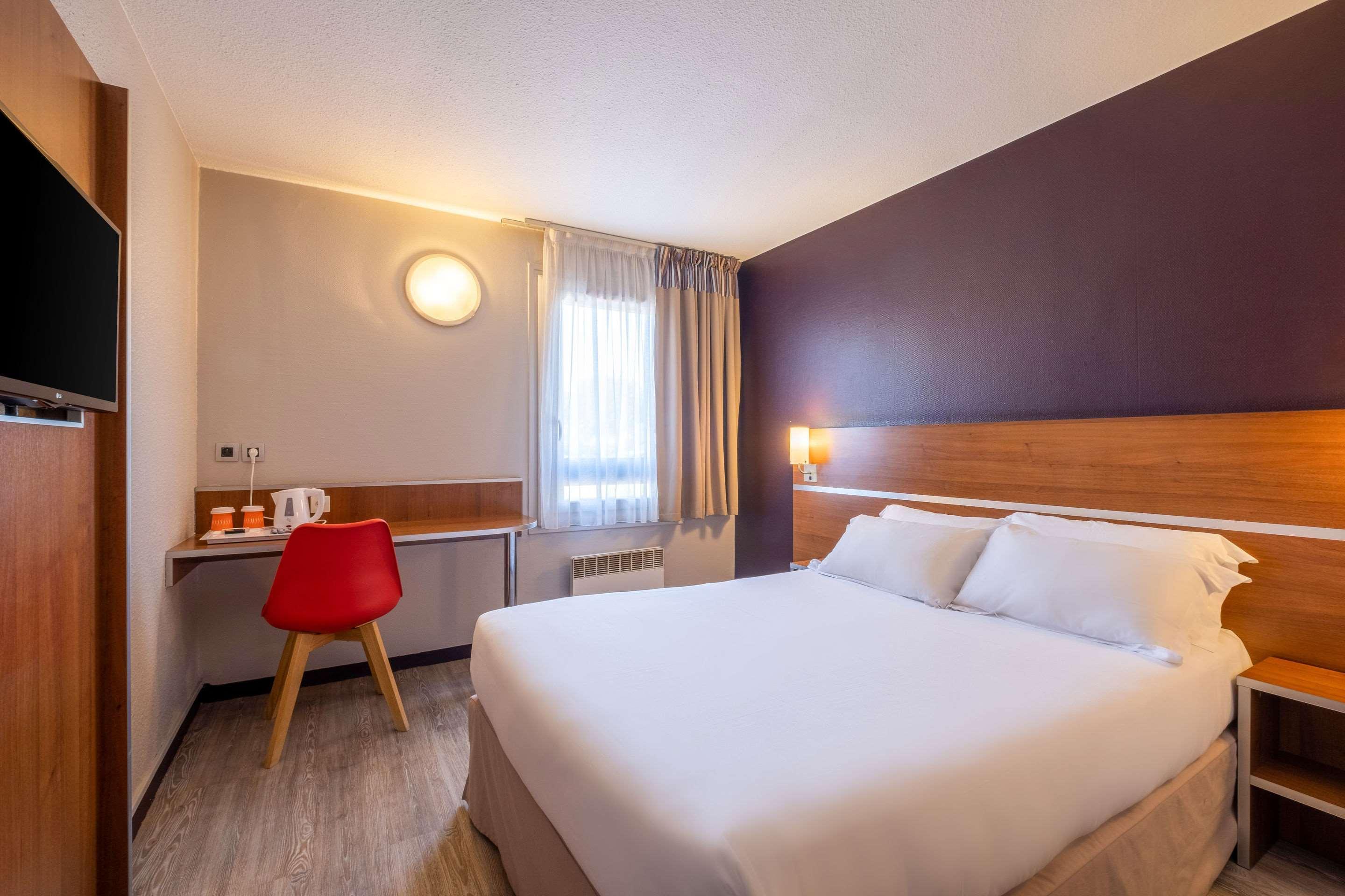 Comfort Hotel Linas - Montlhery Екстер'єр фото