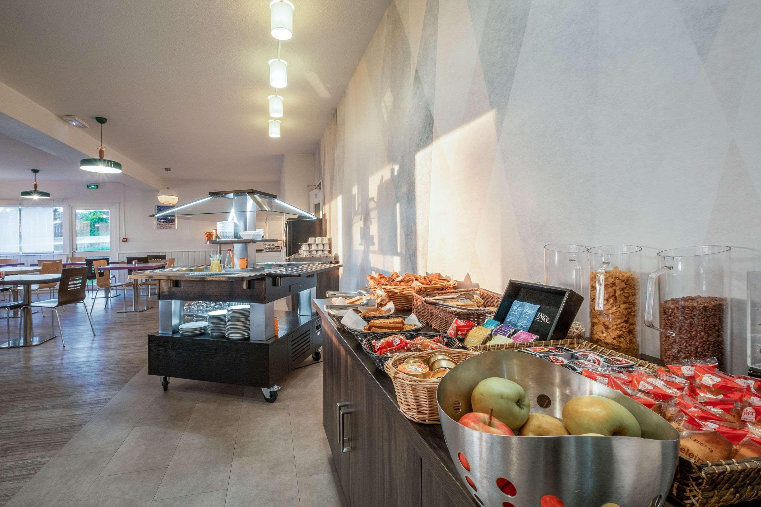 Comfort Hotel Linas - Montlhery Екстер'єр фото