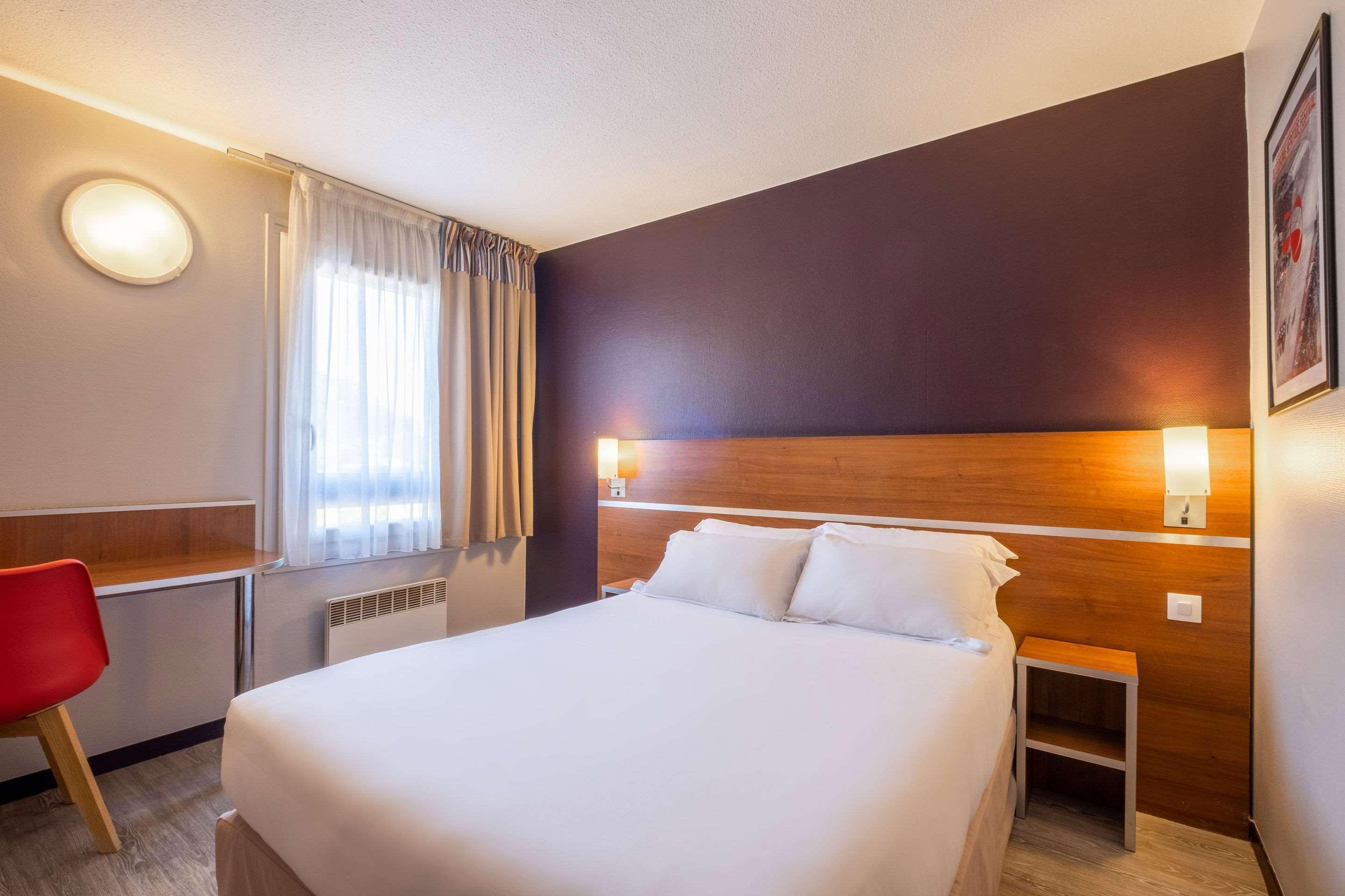 Comfort Hotel Linas - Montlhery Екстер'єр фото
