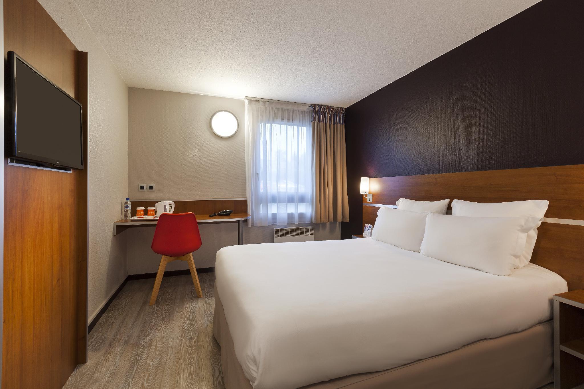 Comfort Hotel Linas - Montlhery Екстер'єр фото