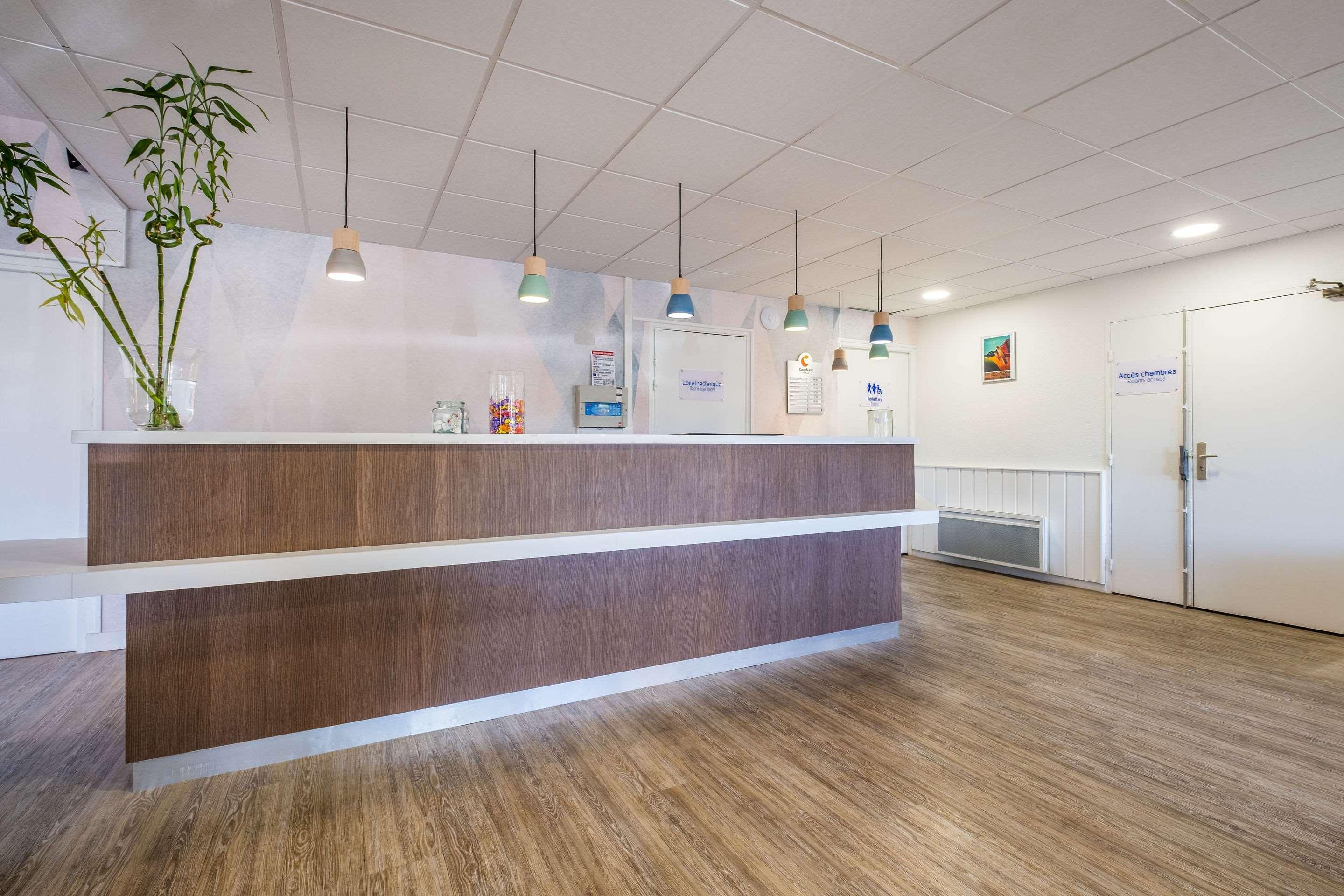 Comfort Hotel Linas - Montlhery Екстер'єр фото
