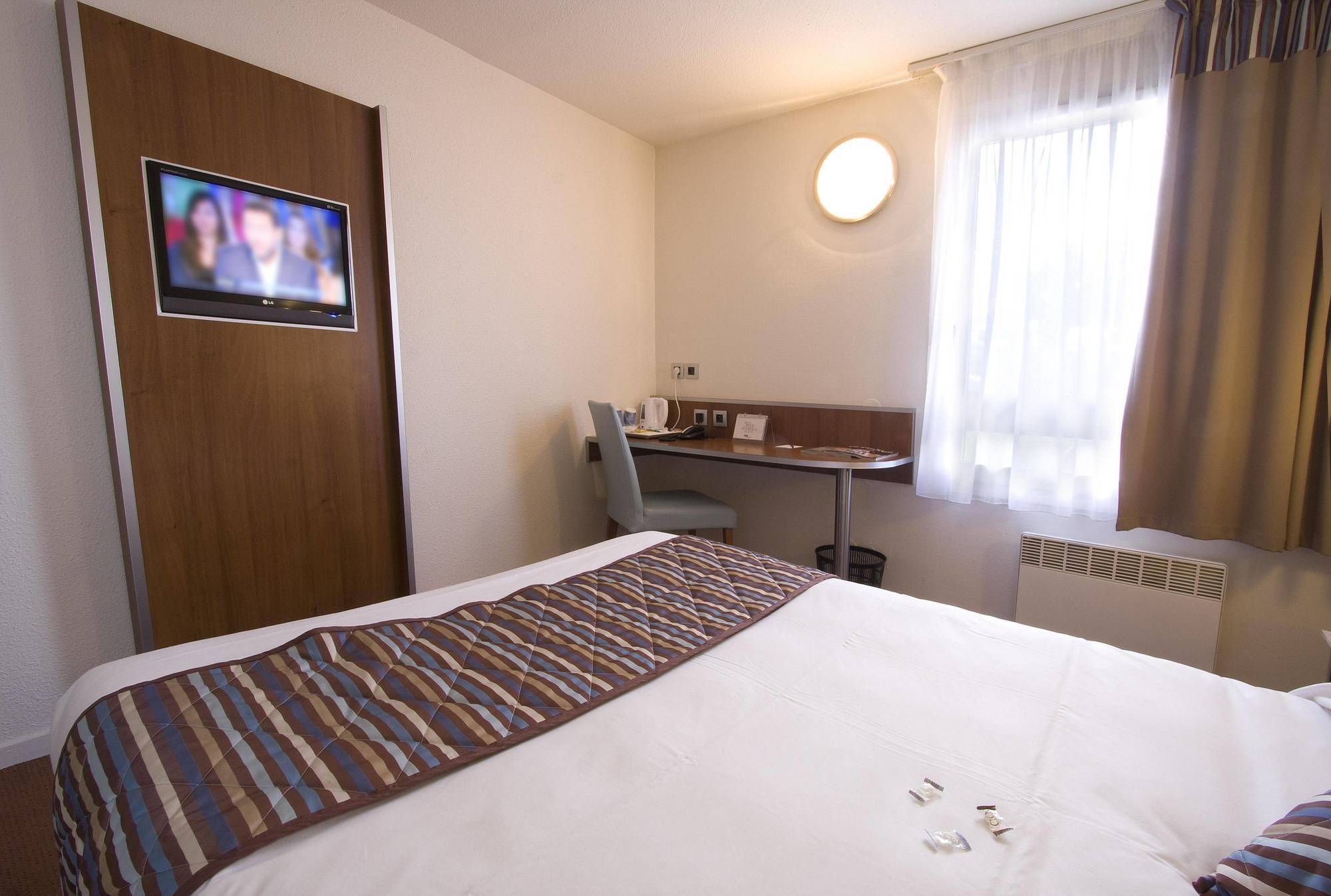 Comfort Hotel Linas - Montlhery Екстер'єр фото