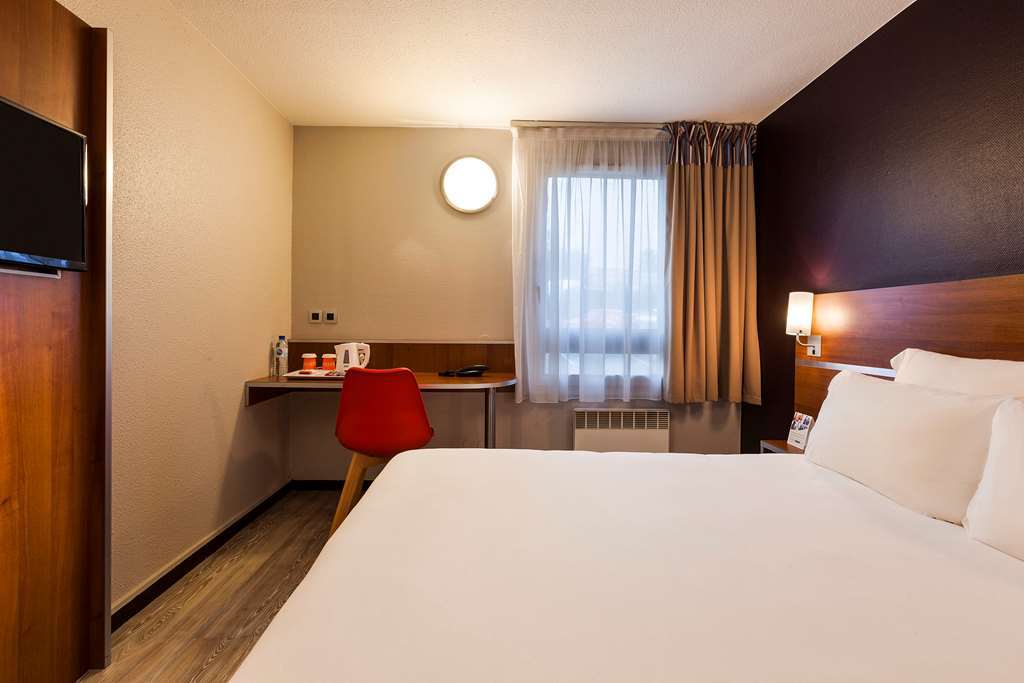 Comfort Hotel Linas - Montlhery Екстер'єр фото